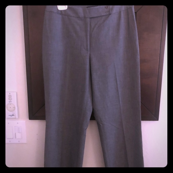 Ann Taylor Petite Gray trouser - Picture 1 of 2